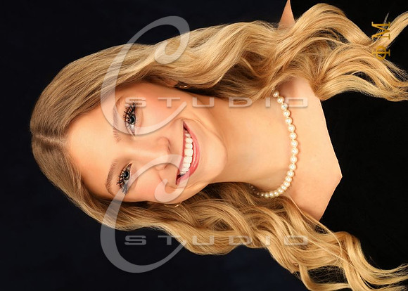 Dumun Alyssa_2Z5A5615_yb_5x7