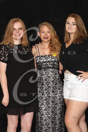 135A1585
